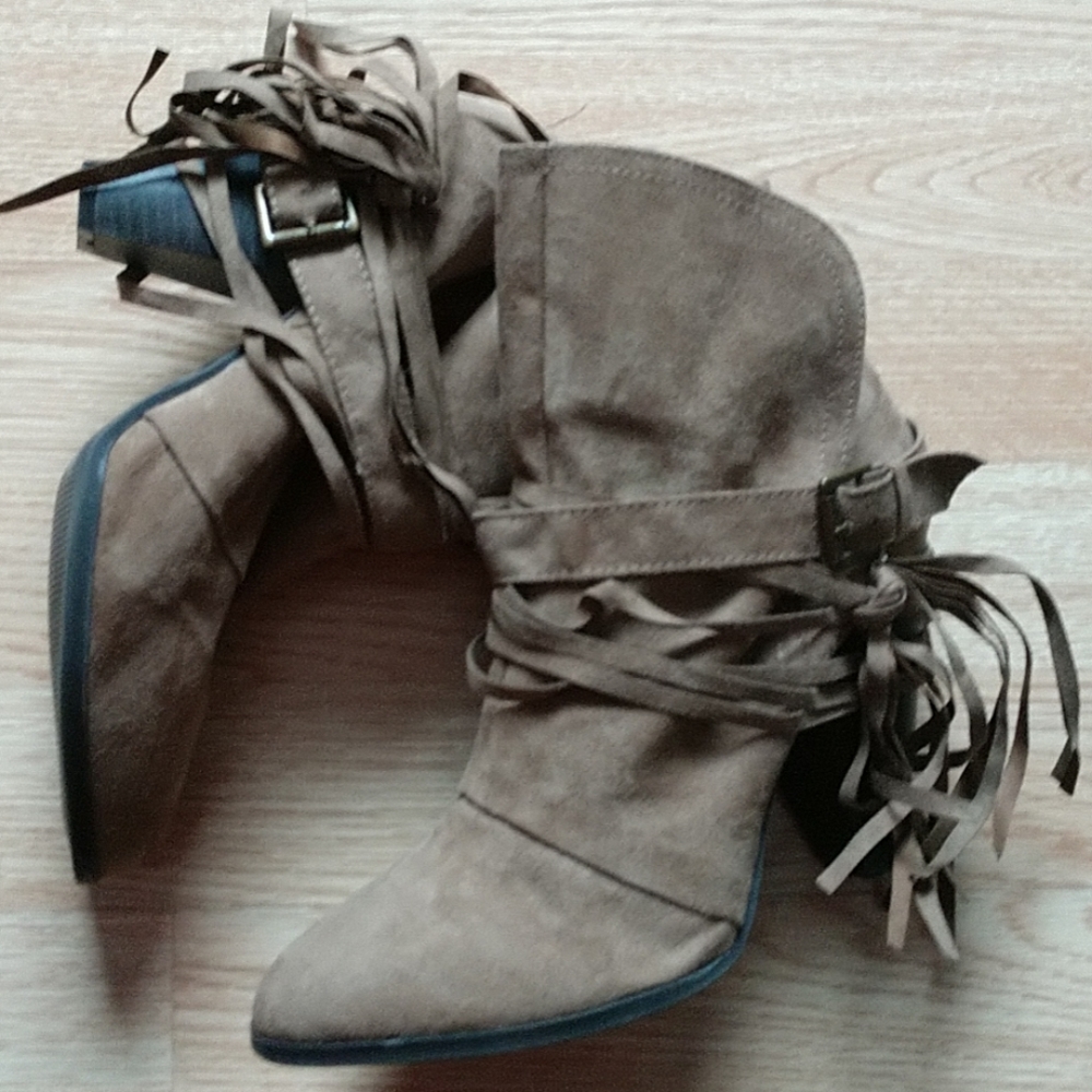 Qupid Heels